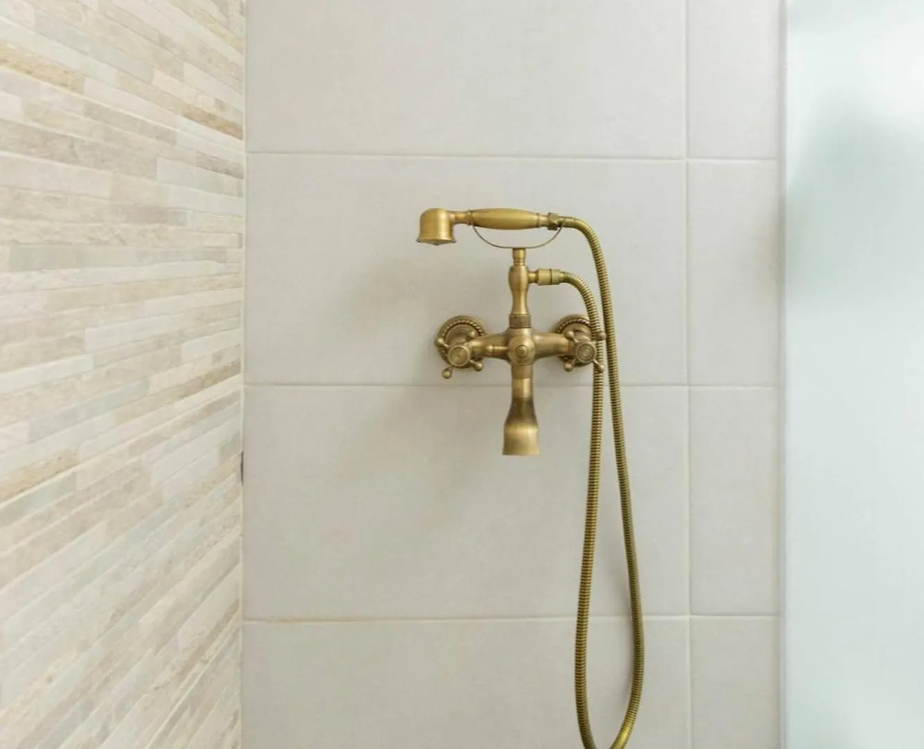 Upscale 3 Bedroom Apartment For Family Or Friends Stay Los Prados 0*,