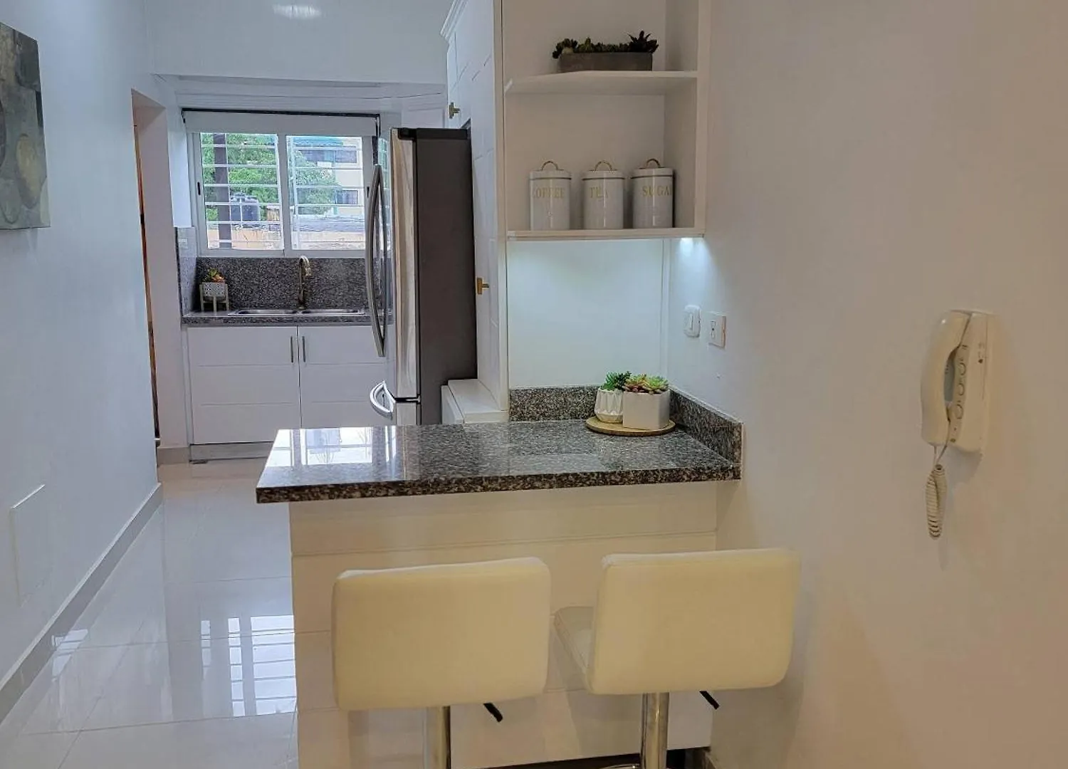 Upscale 3 Bedroom Apartment For Family Or Friends Stay Los Prados