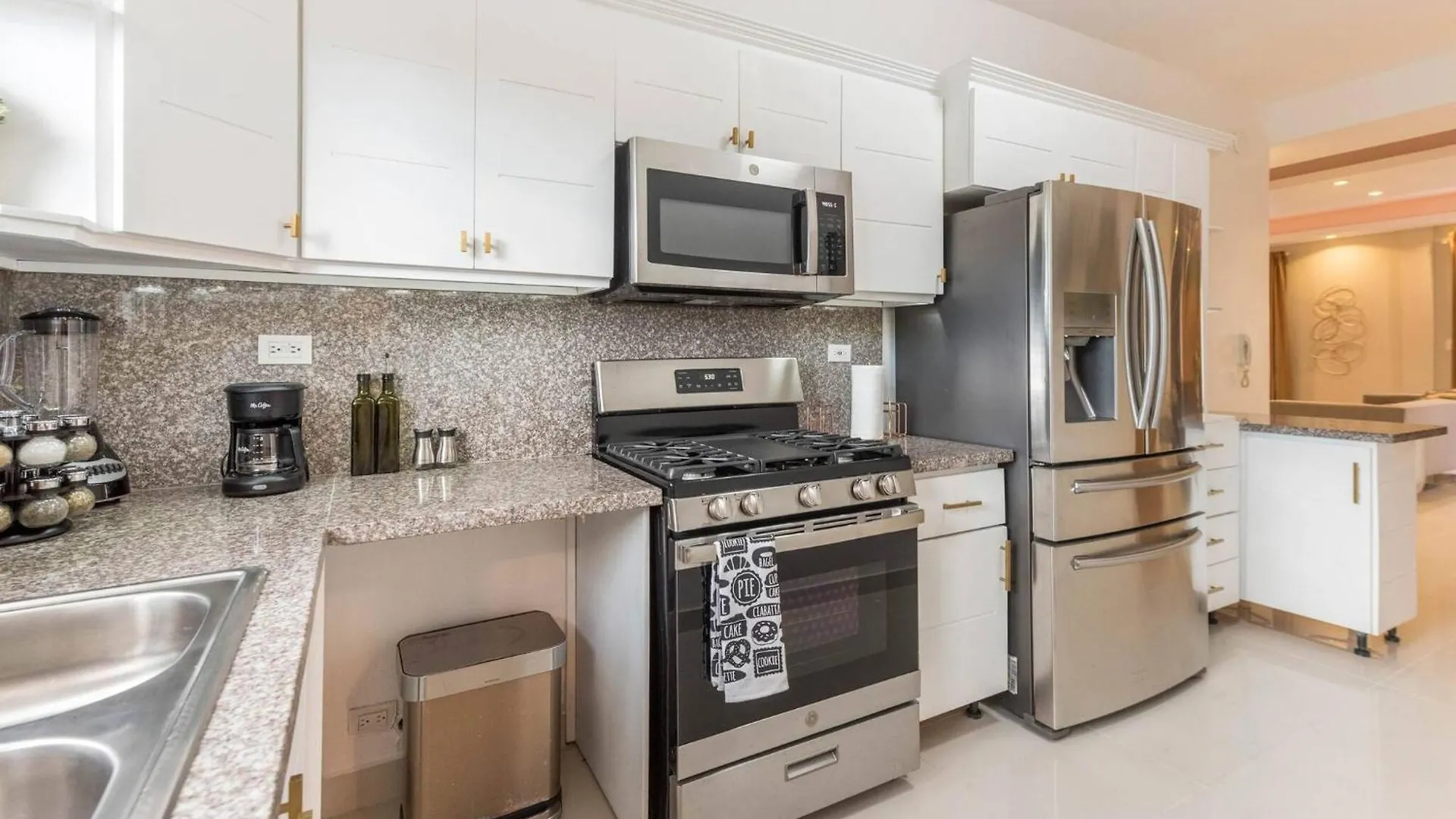 Upscale 3 Bedroom Apartment For Family Or Friends Stay Los Prados Dominican Republic